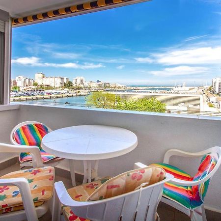 Stunning Apartment In Gandia With Kitchen エクステリア 写真