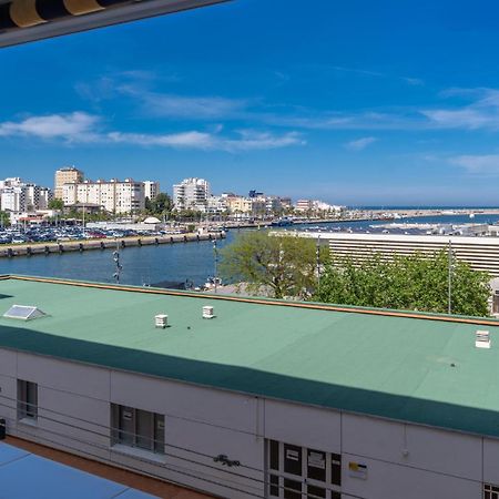 Stunning Apartment In Gandia With Kitchen エクステリア 写真