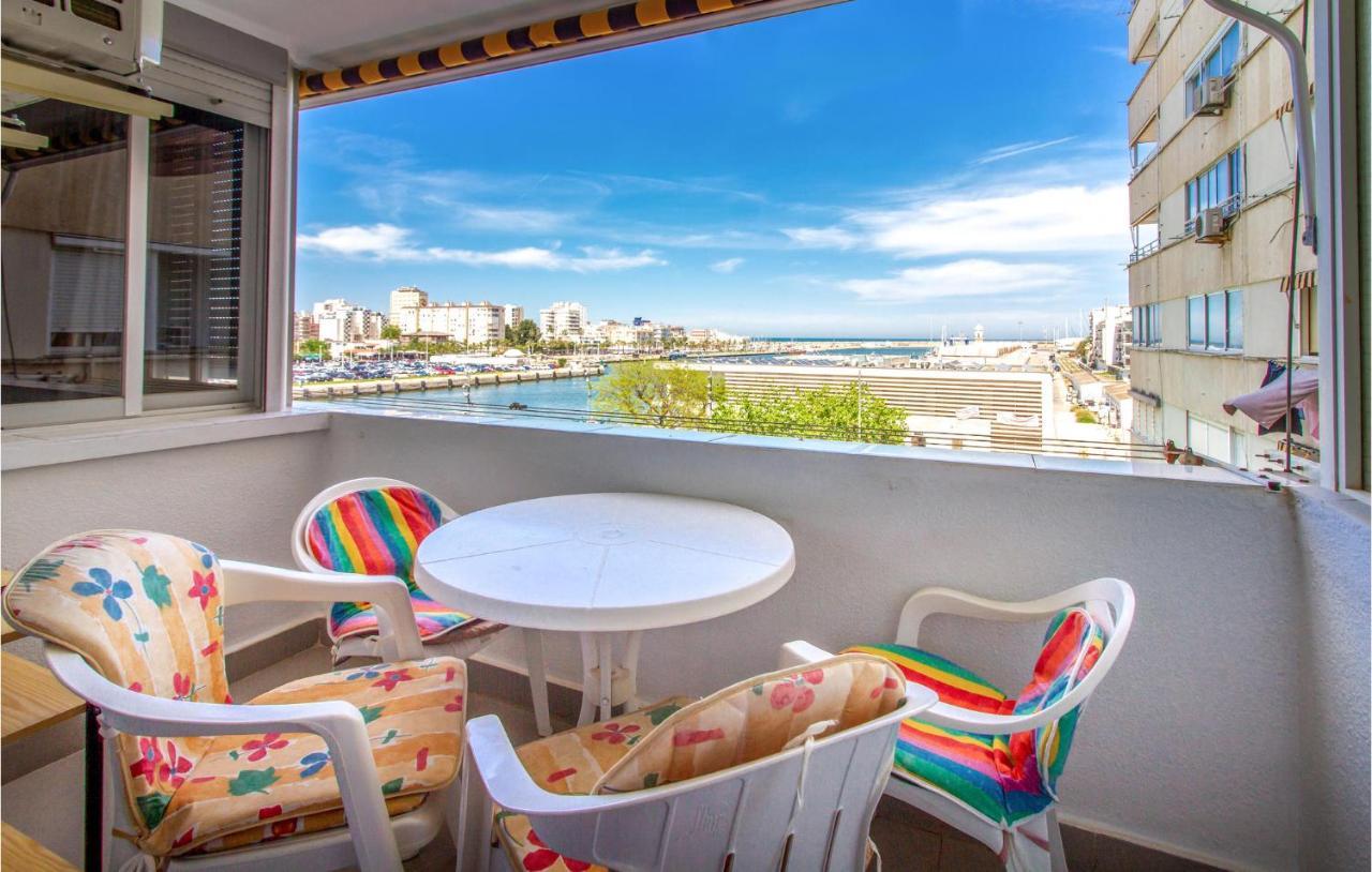 Stunning Apartment In Gandia With Kitchen エクステリア 写真