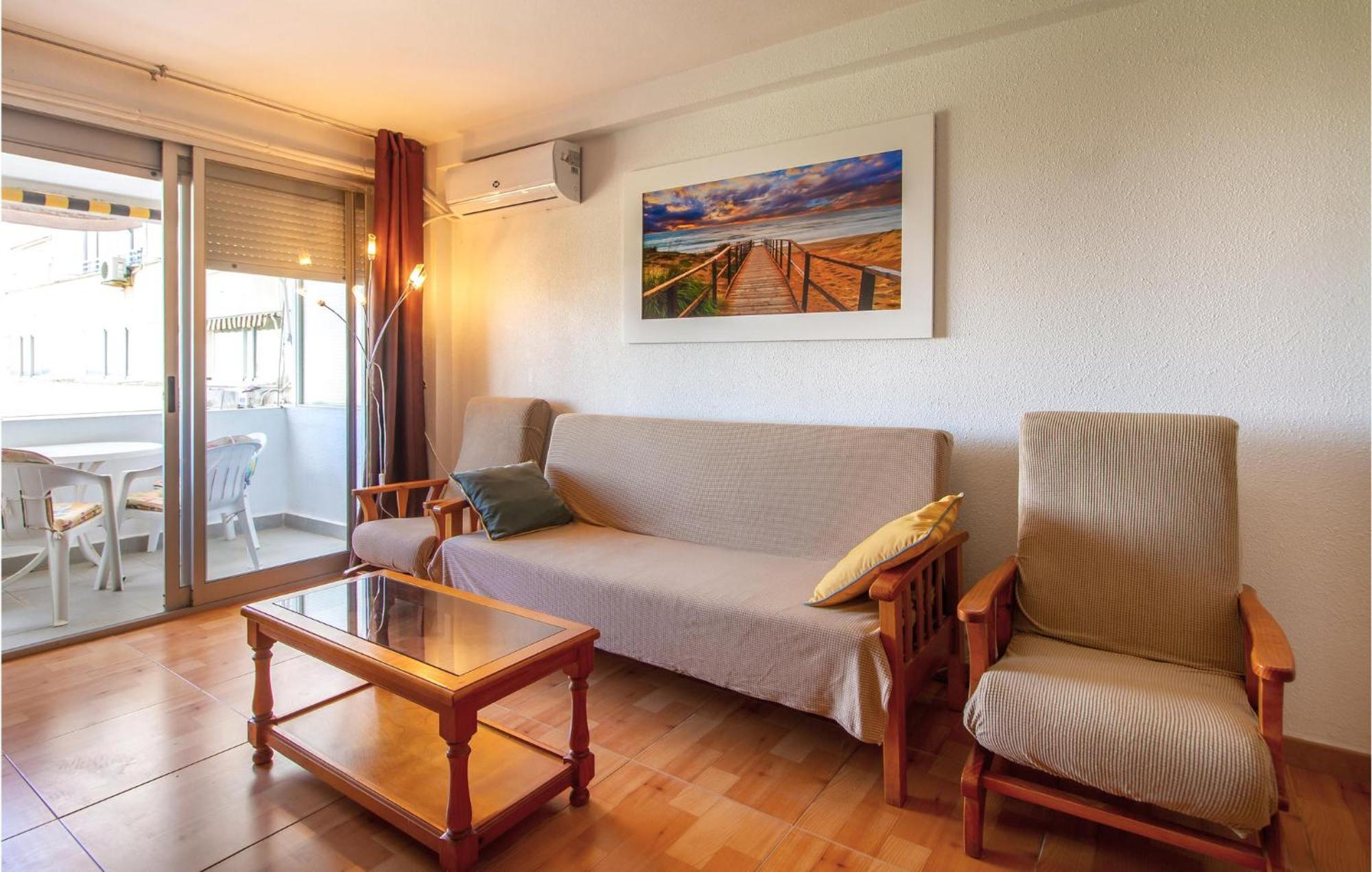 Stunning Apartment In Gandia With Kitchen エクステリア 写真